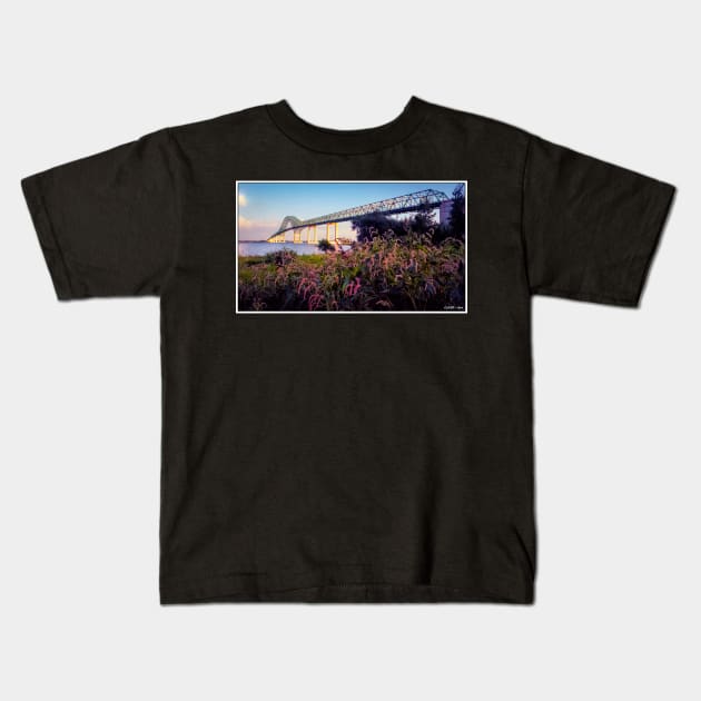 Laviolette Bridge PQ Kids T-Shirt by kenmo